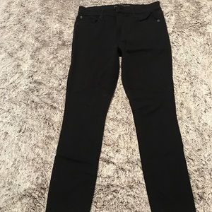 Express midrise size 8 short jeans